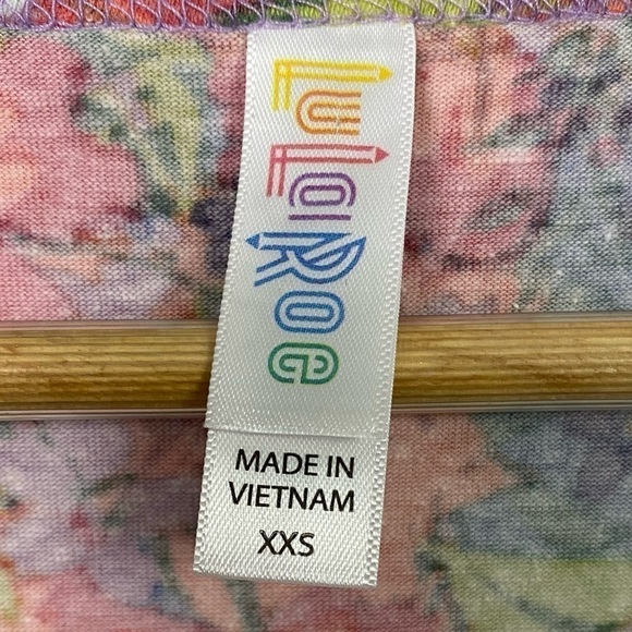 Nwt | LuLaRoe Perfect T Multi-color Floral Print Size XXS - Picture 2 of 5